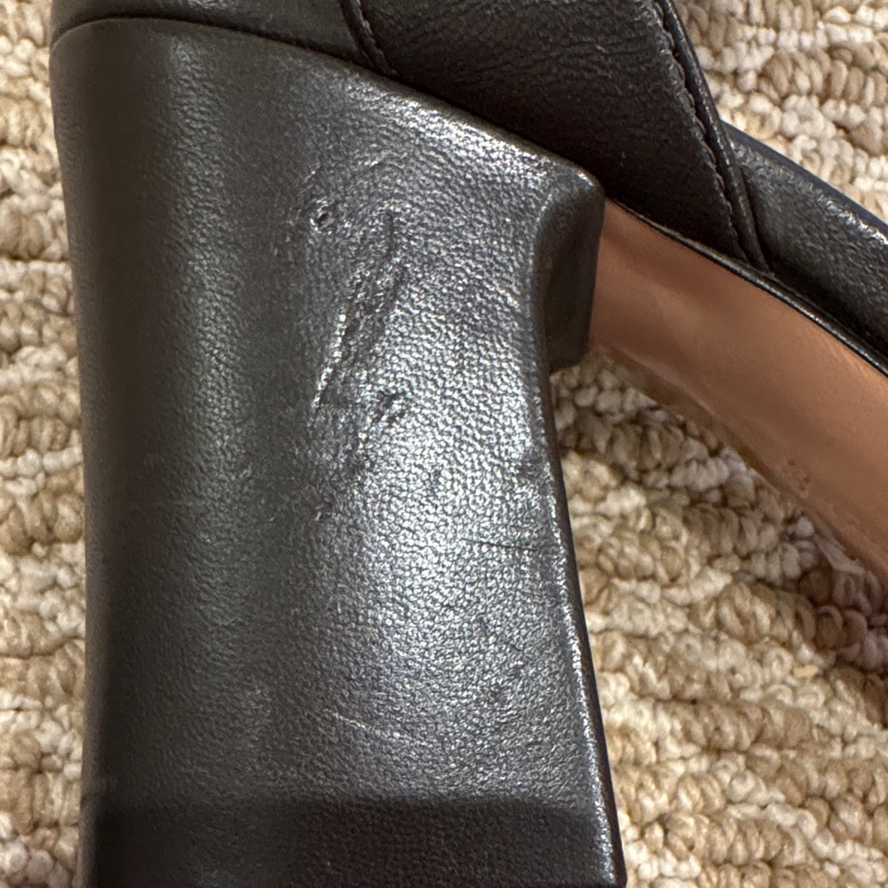Gianvito Rossi Women's sandals - Picture 10 of 10